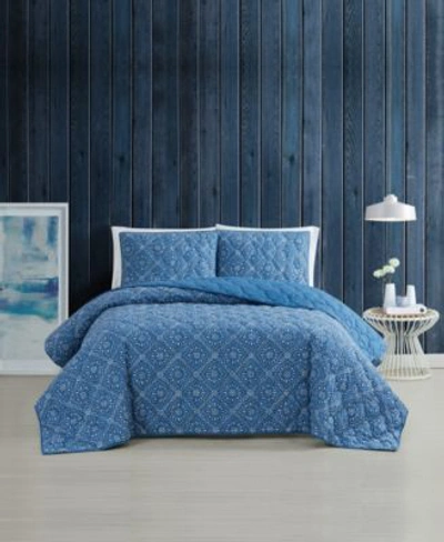 Shop Brooklyn Loom Katrine Quilt Set In Blue
