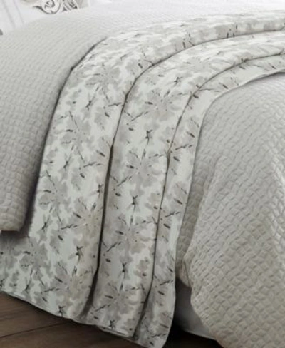 Shop Hiend Accents Wilshire Duvet Bedding In Gray