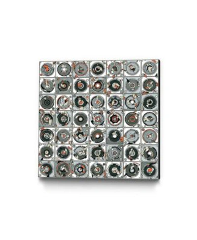 Shop Eyes On Walls Hr Fm Stereogram Museum Mounted Canvas In Multi