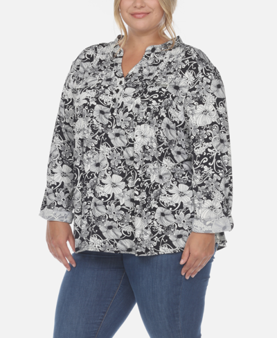 Shop White Mark Plus Size Pleated Long Sleeve Floral Print Blouse In Black