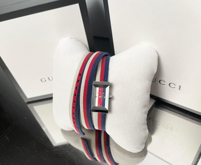 Pre-owned Gucci G-frame Multicolored Dial Quartz 14x25mm Ss Nylon Women's Watch Ya147502