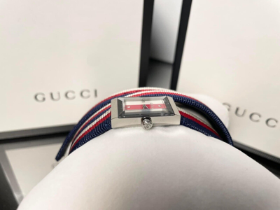 Pre-owned Gucci G-frame Multicolored Dial Quartz 14x25mm Ss Nylon Women's Watch Ya147502