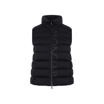 Shop Moncler Cenis Down Jacket Wintercoat In Black