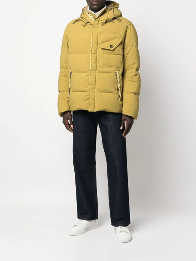 抽绳连帽填充夹克