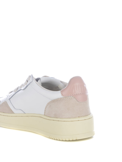 Shop Autry Sneakers  Low 01 In Leather In Bianco