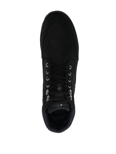 Tommy Hilfiger Cleated Suede Boots In 黑色