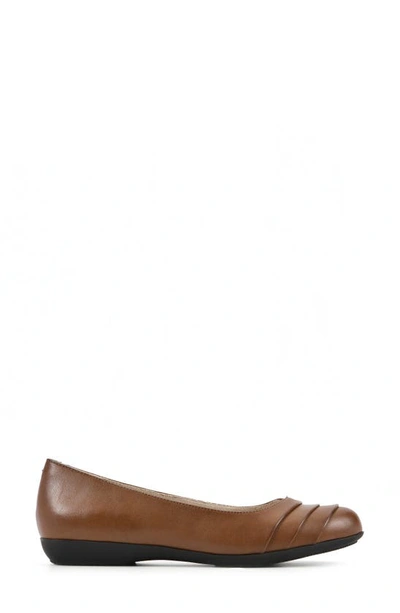 White Mountain Footwear White Mountain Clara Ballet Flat In Cognac Burn Smooth