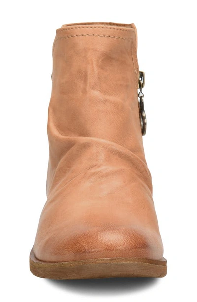Söfft Beckie Ruched Bootie In Luggage