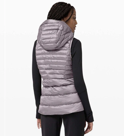 Pre-owned Lululemon Brave The Cold Vest Dark Chrome Sz 6 In Gray