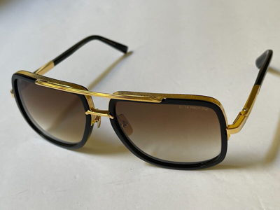 Pre-owned Dita Mach-one Drx2030b-59 Black/gold Sunglasses Gradient Lens 59-17-127 In Brown
