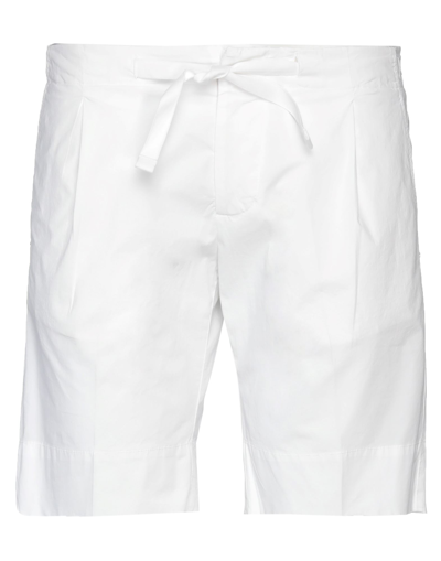 Shop Entre Amis Man Shorts & Bermuda Shorts White Size 35 Cotton, Elastane