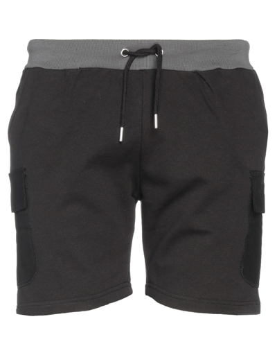 Shop Bolongaro Trevor Man Shorts & Bermuda Shorts Deep Purple Size Xl Cotton, Polyester