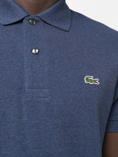 Lacoste Buttoned Collar Lightweight Cotton Polo With Classic Design In Blau