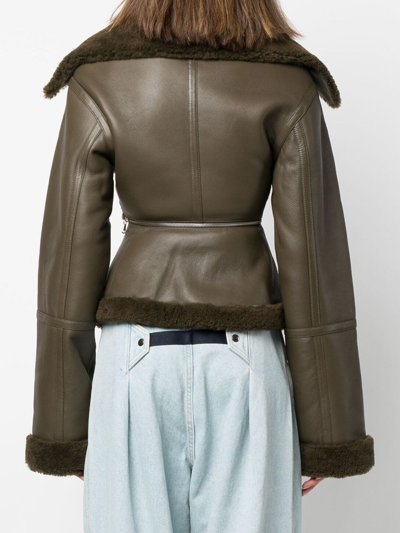 Andreädamo Cut-out Shearling-trim Leather Jacket In Grün