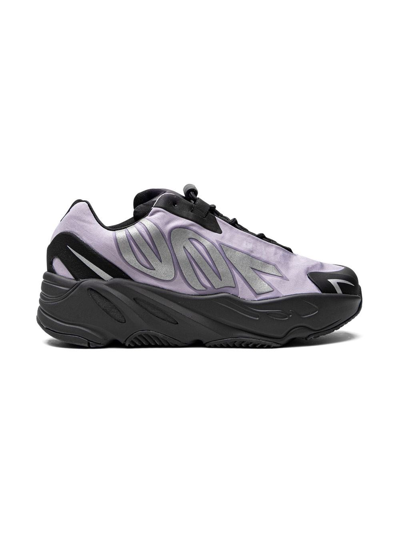 YEEZY BOOST 700 MNVN 运动鞋