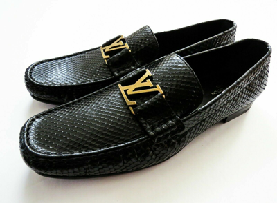 Louis Vuitton Men's Shoes LV12  Louis vuitton men shoes, Lv men