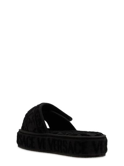 Pre-owned Versace Black Medusa Slippers