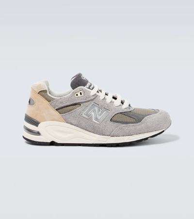 New Balance Made In Usa 990v2 Sneakers In Grey | ModeSens