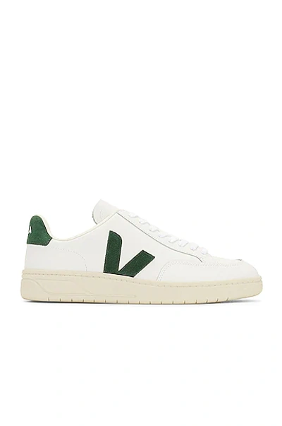 Shop Veja V-12 In Extra-white Cyprus