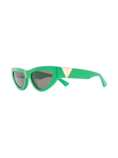 Shop Bottega Veneta Angle Cat-eye Sunglasses In Green