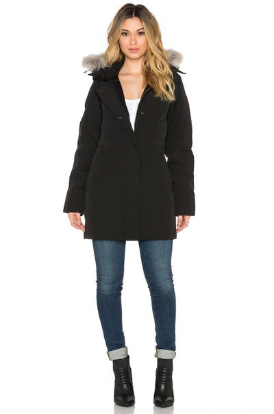 Canada Goose Kensington Parka With Coyote Fur Trim In Black