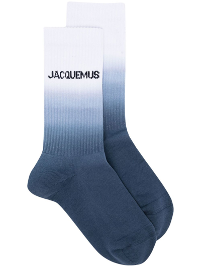 Shop Jacquemus Les Chaussettes Moisson Gradient-effect Socks In Blue