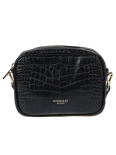 Shop Avenue 67 Cloe`s Bag In Nero