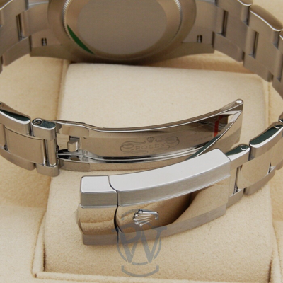 Pre-owned Rolex Datejust 41 Smooth Bezel Blue Roman On Oyster 126300 Complete Unworn