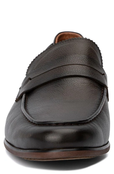 Shop Vintage Foundry Thomas Loafer In Brown