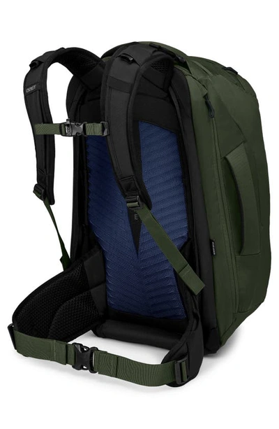 Osprey Farpoint 40-liter Travel Carry-on Backpack In Gopher Green