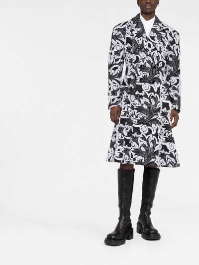 Comme Des Garçons Floral Jacquard Double-breasted Coat In Schwarz