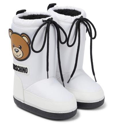 Shop Moschino Faux Shearling-lined Ski Boots In White