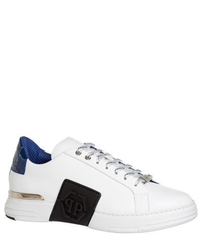 Shop Philipp Plein Hexagon Lo - Top Leather Sneakers In Bianco/rosso