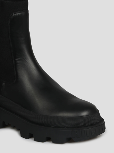 Moncler Neue Chelsea Ankle Boots In Nero | ModeSens