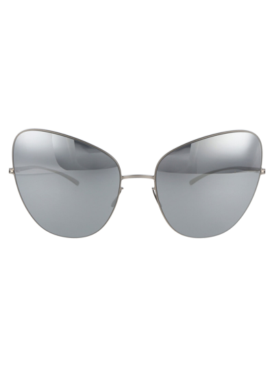 Shop Mykita Mmesse018 Sunglasses In 187 E1 Silver Silver Flash