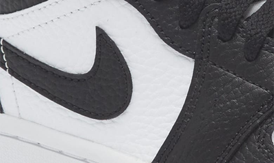 Jordan Air  1 Low Se Basketball Sneaker In White/ Black/ White