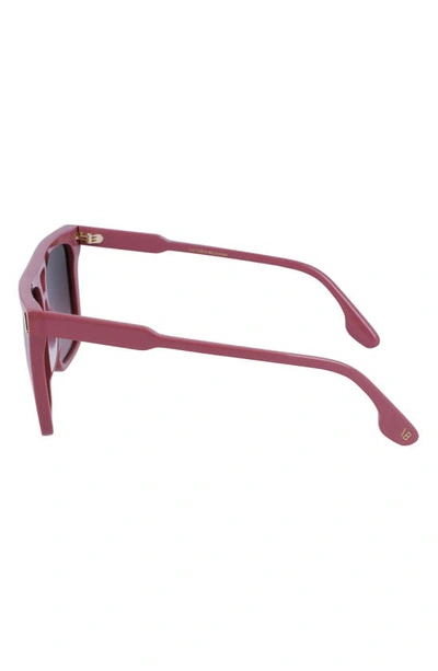 Victoria Beckham 57mm Gradient Navigator Sunglasses In Rose