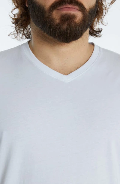 Johnny Bigg Essential V-neck T-shirt In White