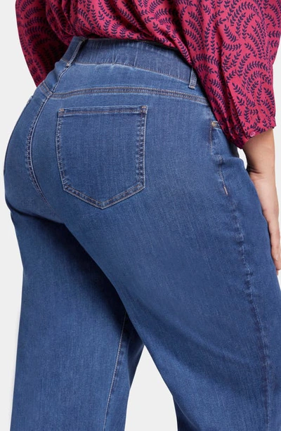Nydj Waist Match Major Wide Leg Jeans In Waterfall