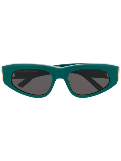 Shop Balenciaga Logo-plaque Cat-eye Sunglasses In Grün