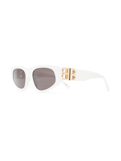 Shop Balenciaga Dynasty D-frame Sunglasses In Weiss