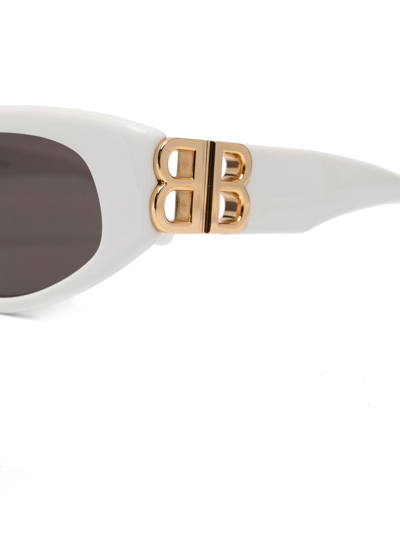 Shop Balenciaga Dynasty D-frame Sunglasses In Weiss