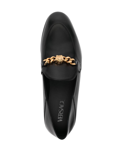 Shop Versace Medusa Chain-link Leather Loafers In Schwarz