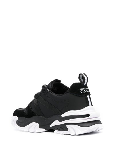 VERSACE JEANS COUTURE LOGO-PRINT LOW-TOP SNEAKERS 