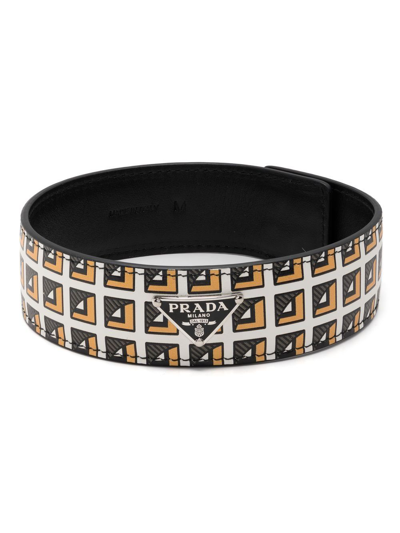 Prada Choker Mit Logo-schild In Schwarz