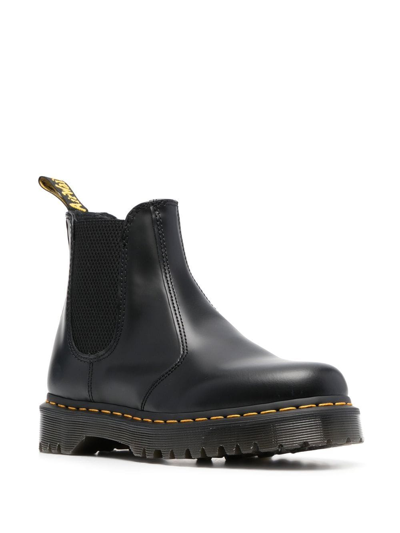Dr. Martens' Leather Round-toe Boots In Schwarz