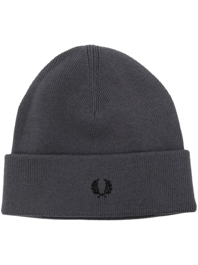 Shop Fred Perry Logo-embroidered Beanie Hat In Grau