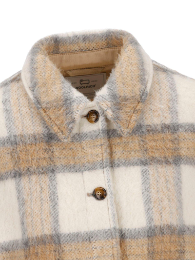 Shop Woolrich Check-pattern Buttoned Shirt Jacket In Crema