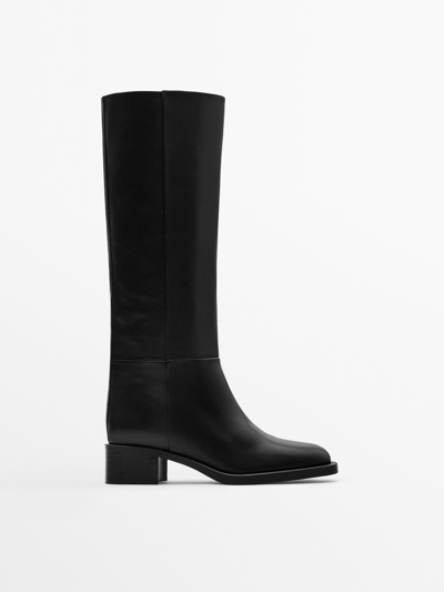 Massimo Dutti Flat Leather Boots In Black | ModeSens