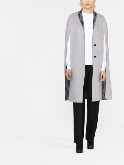 LOGO嵌花针织双面斗篷